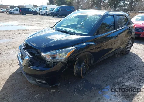 2018 Nissan Kicks S из США, поврежденный, VIN 3N1CP5CUXJL538121